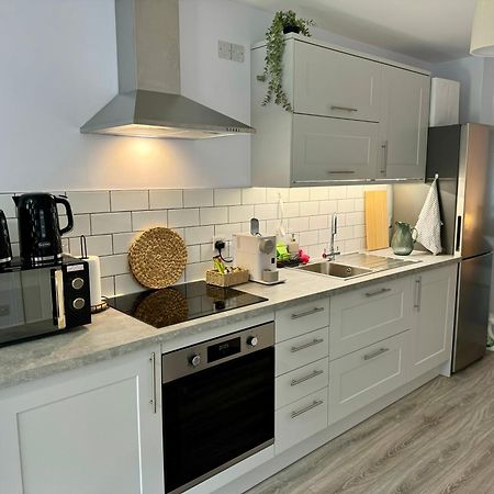 Brand New Flat 5 With Free Parking And Fast Wifi Leilighet York Eksteriør bilde