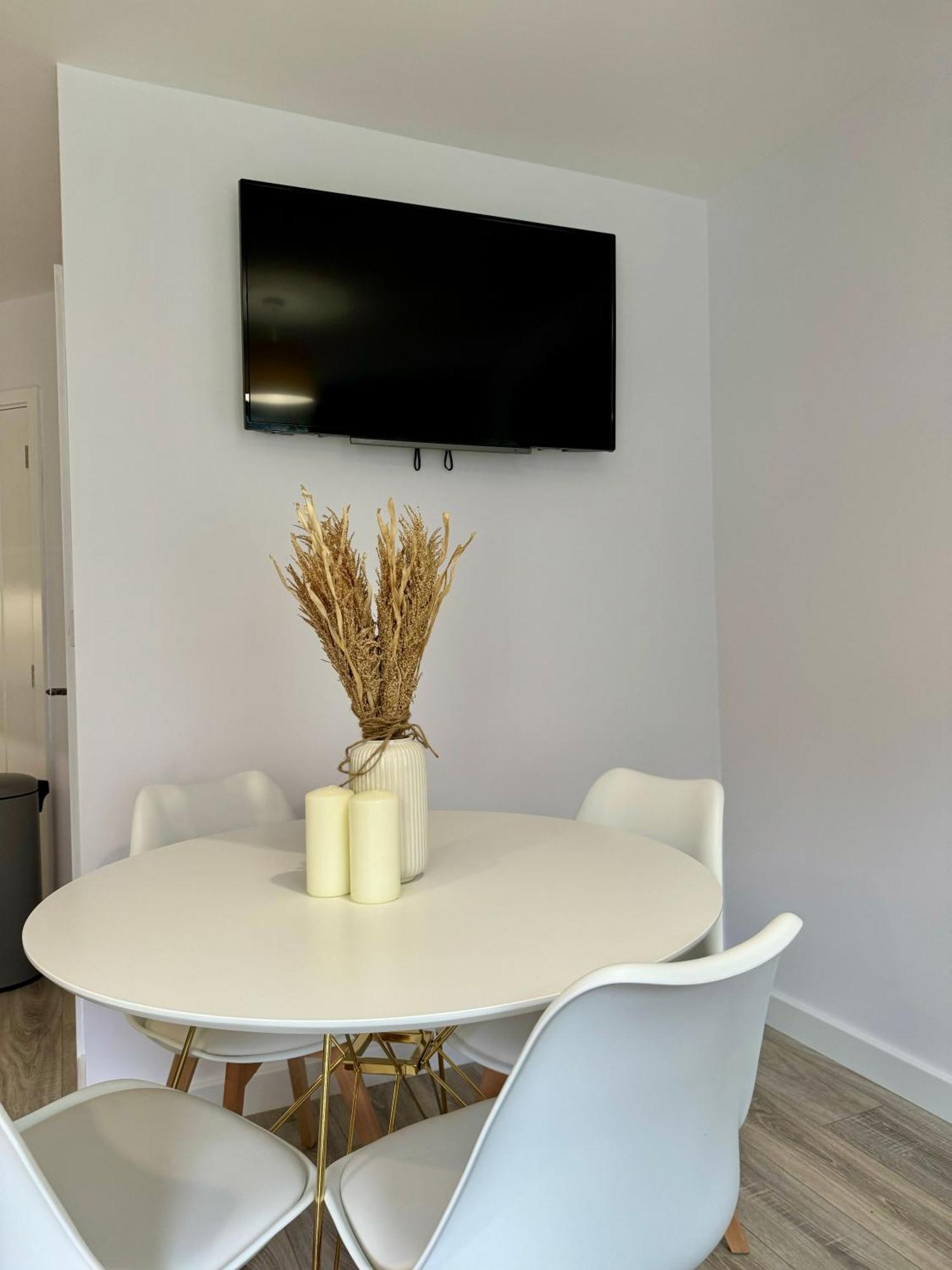 Brand New Flat 5 With Free Parking And Fast Wifi Leilighet York Eksteriør bilde