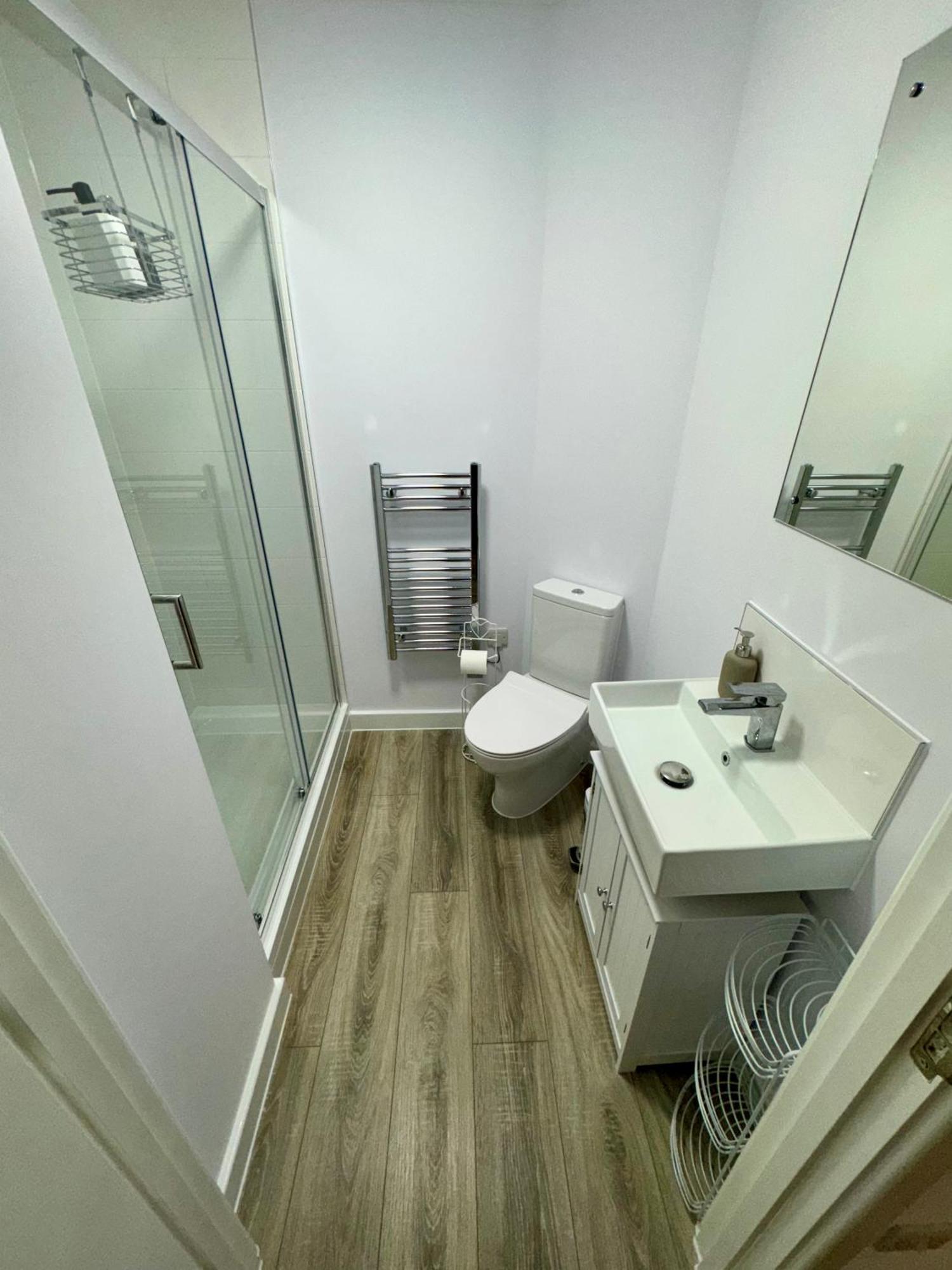 Brand New Flat 5 With Free Parking And Fast Wifi Leilighet York Eksteriør bilde